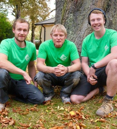Team-employees-Green-Onion-Landscaping-Landscapers-Teesside- landscaping team, landscapers, garden design, garden maintenance, fencing, decking, patios, brick work, summer houses, lawns, turfing, artificial lawns, Darlington, Stockton, Middlesbrough, Teesside, County Durham