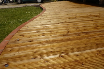 Curved Decking