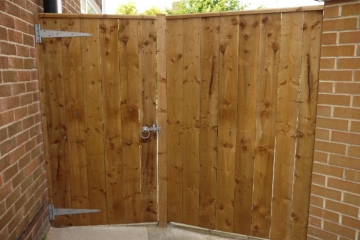 Close-Board-Fencing-Middlesbrough-Stockton-Green-Onion-Landscaping