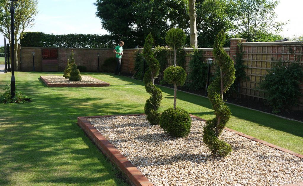 landscaping, landscape design, landscape gardeners, North east, raised beds, gravel, topiary, garden design, soft landscaping, turfing, decking, composite decking, timber decking, creative garden design, trellis, Green Onion Landscaping, Stockton, darlington, Middlesbrough, County Durham, Tees Valley,