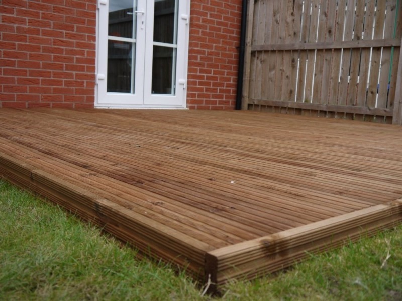 Standard Decking, decking, decked area, decking installers Stockton, Green Onion Landscaping