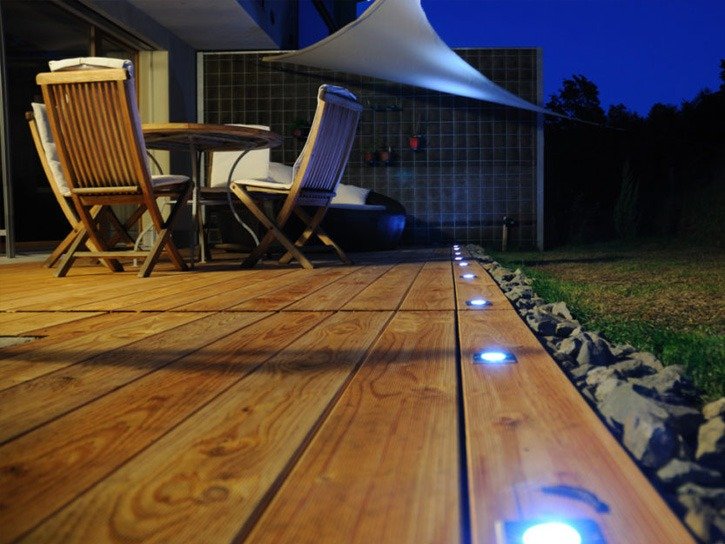 garden lighting, decking lights, patio lighting, security lights, party lights, LEDS, Stockton, Teesside, Middlesbrough, darlington, Landscapers, Landscaping, garden design, mood lighting, landscape gardener