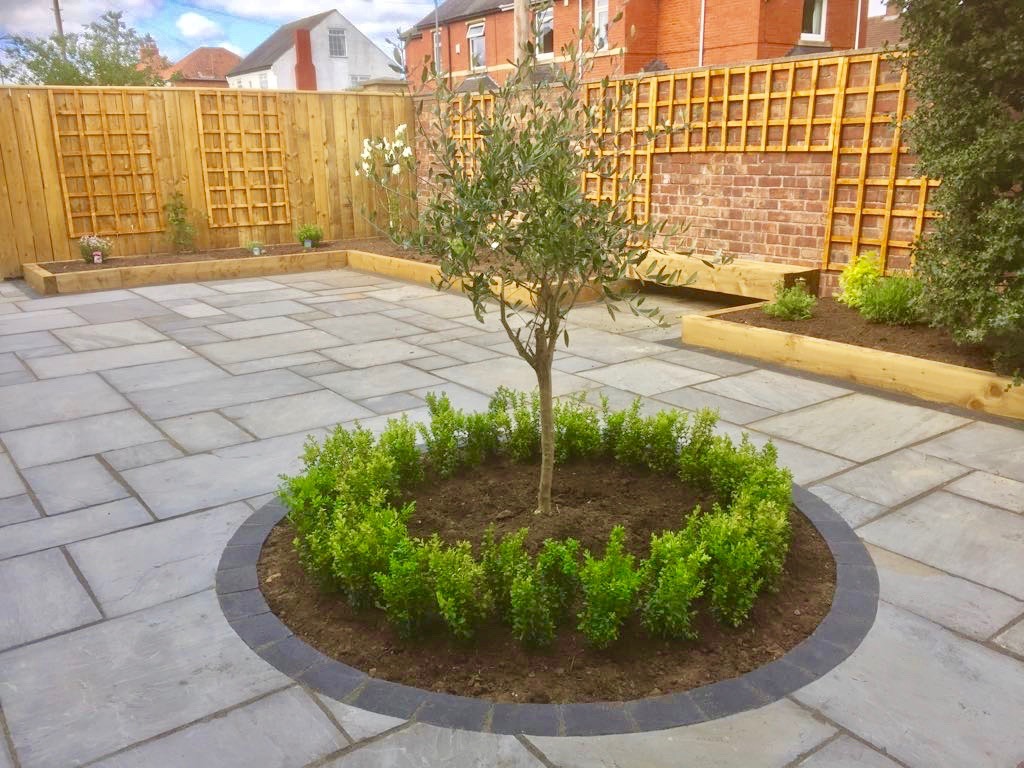 Green Onion Landscaping, Landscaper gardeners, gardeners, garden design, buxus hedging, paving, trellis, brick walls, patio, olive tree, soft landscaping, Teesside, Norton, Stockton, TeesValley, Durham, Ingleby Barwick, North Yorkshire, County Durham, Benches, fencing, decking, paving, patios, sandstone, soft landscaping, planting,