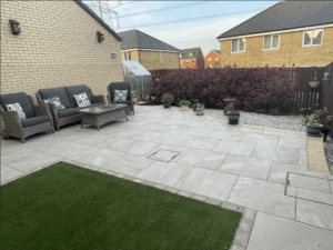 green onion landscaping, county durham, teesside, porcelain patio, patio, paving, fake grass, artificial lawn, photinia hedge, sleeper beds, raised beds, landscapers, landscaping